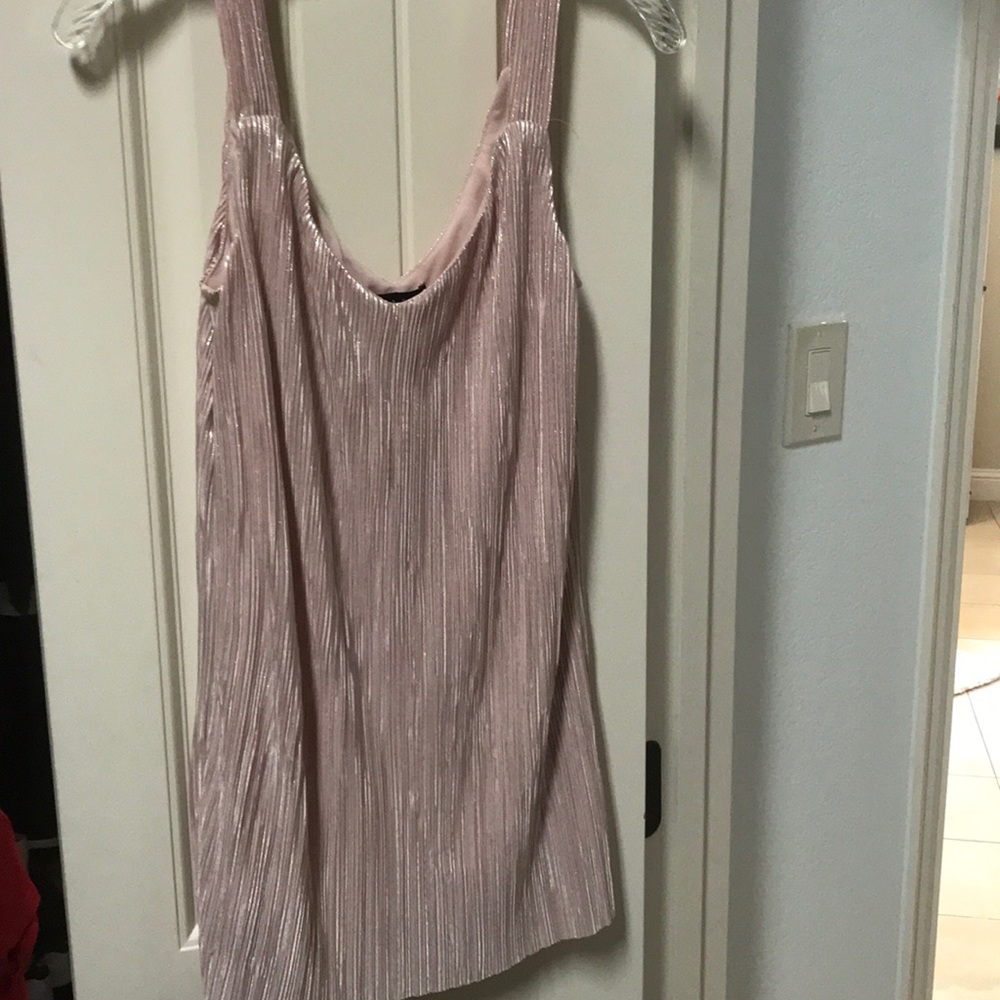 ⭐️🎉NWT Long Tall Sally Shimmer Pink Top⭐️🎉